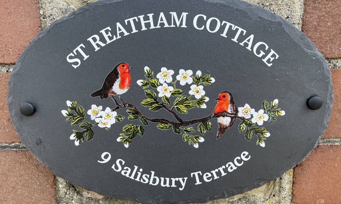 Kilmington House | Cosy Devon Cottage in a stunning location