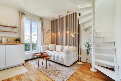 Silly-Gallieni Apartment | Cosy Duplex
