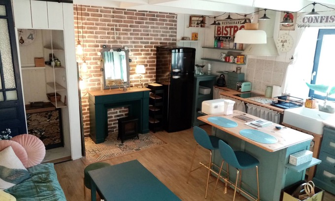 Tredarzec Cottage | Cosy Fisherman's cottage, view on river, 10 mns away from beaches