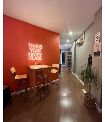 Moda Apartment | Cosy flat with a garden in central Kadikoy