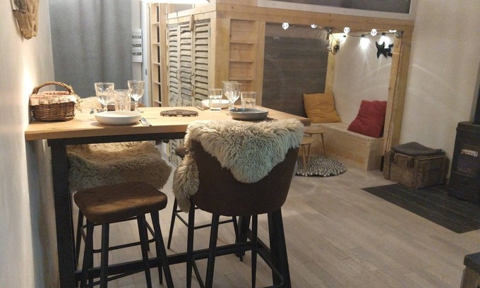 Saint-Etienne-de-Tinee Apartment | Cosy little apartment sleeping 4 + garden