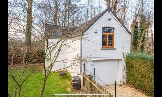 Kraainem Villa | Cosy little house