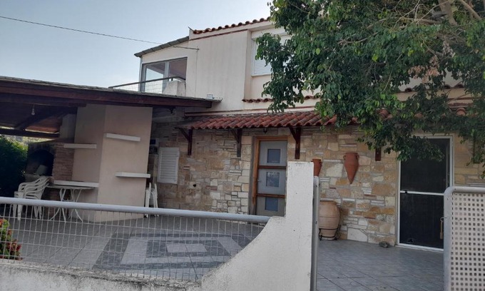 Troizinia House | Cosy maisonette close to Poros,Epidauros,Nafplio