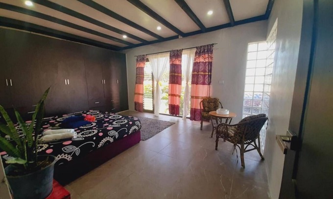Pacific Harbour Bed & Breakfast | Cosy Nature's Best sites for shark diving, Waterfalls, village tours.
