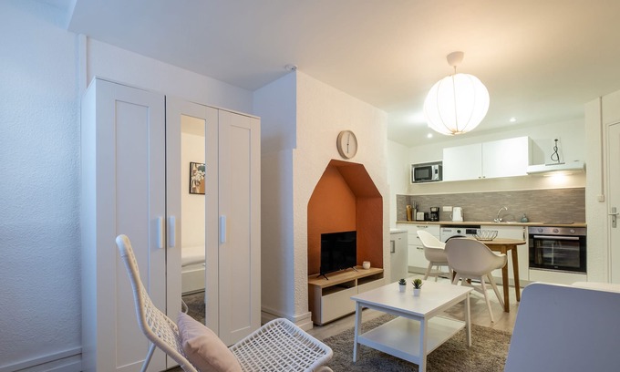 Capitole Apartment | Cosy new studio in central Toulouse