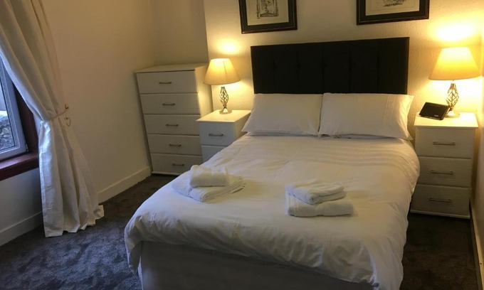 Ellon Apartment | Cosy One Bedroom Apartment - Ellon Town Centre