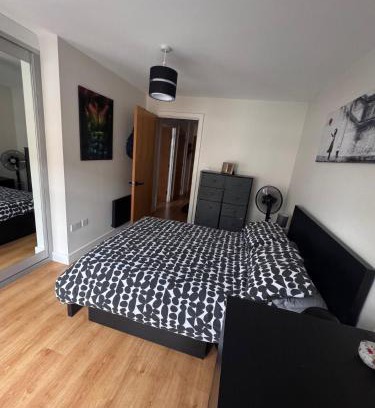 Clapham House | Cosy Private Room with private Bathroom - Your Perfect Gateway!