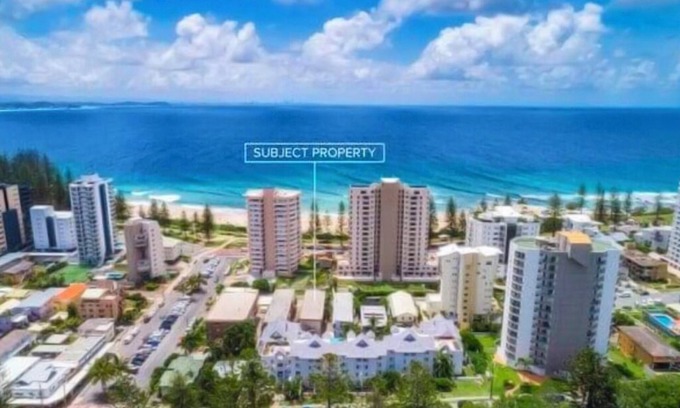Tweed Heads Apartment | Cosy rainbow bay unit 100m from the beach