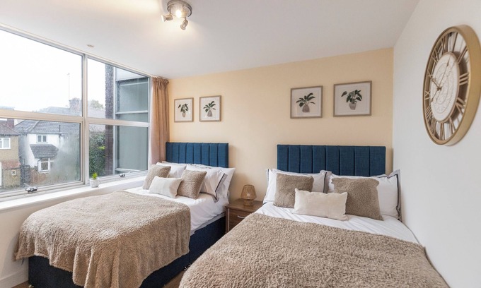 Golders Green Apartment | Cosy Retreat in the Heart of Golders Green
