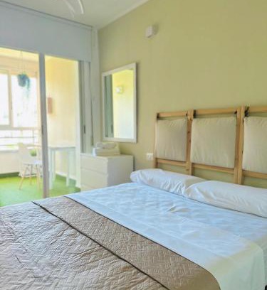 L'Illa Perduda House | Cosy room with private terrace