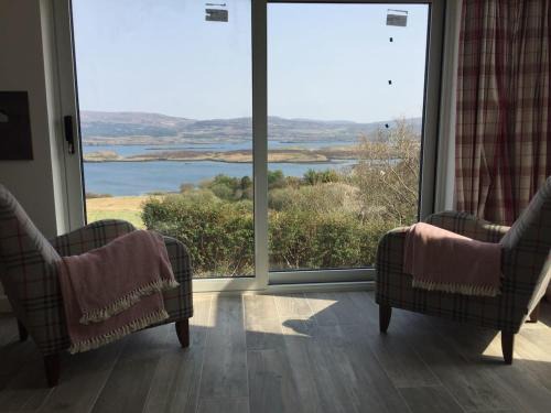 Waternish House | Cosy sea view cottage Isle of Skye