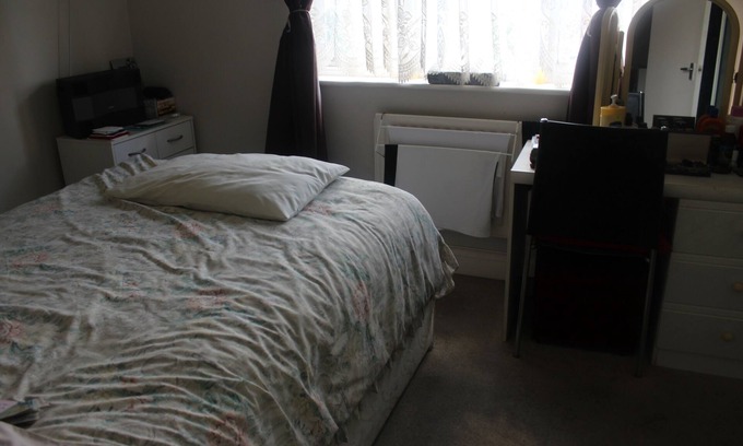 Ladywell House | Cosy, spacious room located in very safe area in South East London