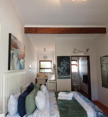 Robertson Apartment | Cosy Stay