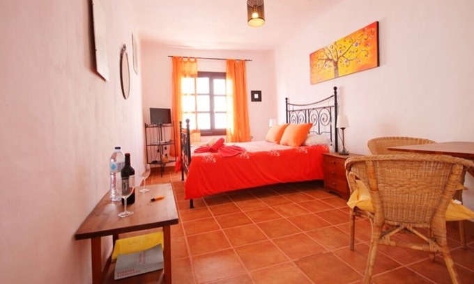 Punta Mujeres Villa | Cosy Studio apartment, set in a traditional village by the sea. Free wifi