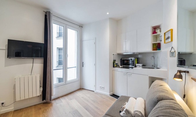 Vivienne Apartment | Cosy studio close to Grands Boulevards - Welkeys