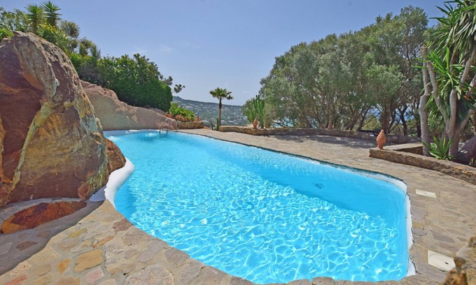 Atlanterra Ski Chalet | Cosy villa with private swimming pool, magnificent views, for 6 PAX
