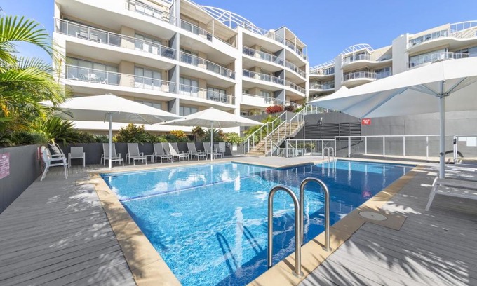 Nelson Bay Resort | Cote D'Azur Resort