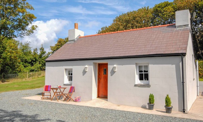 St Brides Cottage | Cottage ∙ 1 bedroom ∙ 2 guests