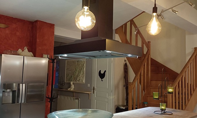 Theys House | Cottage 12 people, village house Belledonne, ski resort Les 7 Laux