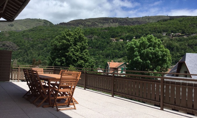 Ax-les-Thermes Apartment | cottage 4 * 300 m ski-terrace 100 m²-private parking-sauna-wifi- gym