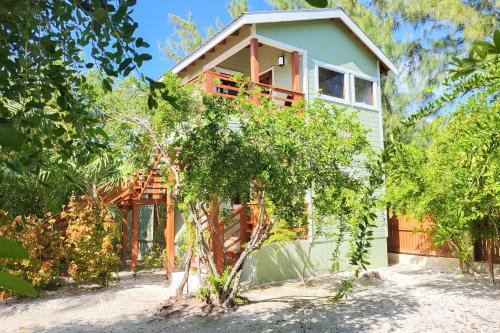Caye Caulker House | Cottage 4 at Island Pearl Gold Standard Certified