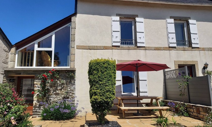 Pont-de-Buis-les-Quimerch Cottage | Cottage 4 people in peace, in Finistère