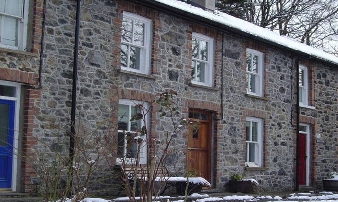 Llanwrtyd Wells Cottage | Cottage Bronfelin at Bronfelin & Troed-y-Rhiw Holiday Cottages