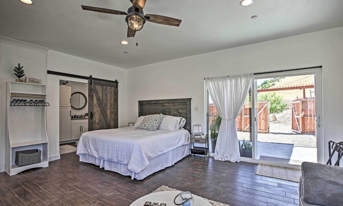 Bradley Apartment | Cottage by the Lakes w/Patio by Lake Nacimiento