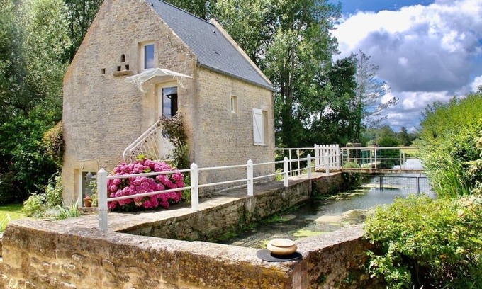 Vienne-en-Bessin House | Cottage d'Exception by Melrose