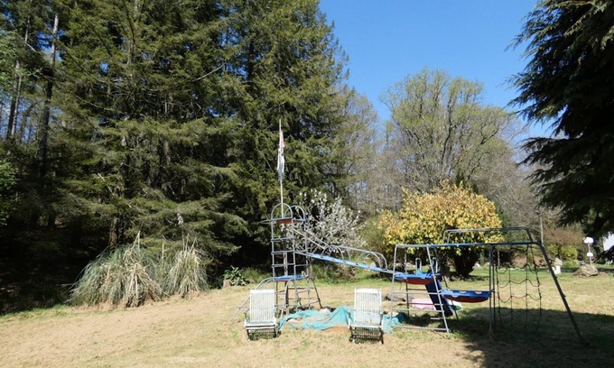 Meslan House | Cottage "Domaine Moulin Blanc - Gîte Breizh" with Private Terrace & Wi-Fi