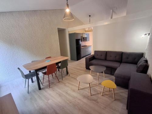 Mareuil-Sur-Lay-Dissais Resort | Cottage familial 3 chambres 2 terrasses forêt