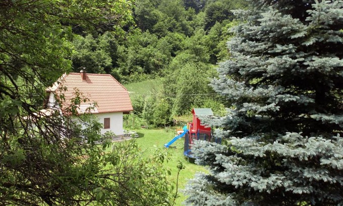 Zenica-Doboj Canton House | Cottage Forest Stream