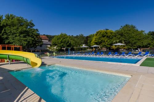 Saint-Martial-de-Nabirat Ski Chalet | Cottage 6 personnes climatisé