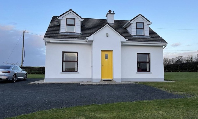Bishops Quarter Cottage | Cottage in a beautiful setting overlooking Galway Bay