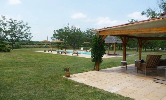 Anglars-Juillac Cottage | Cottage in the countryside, private swimming-pool, 12 persons