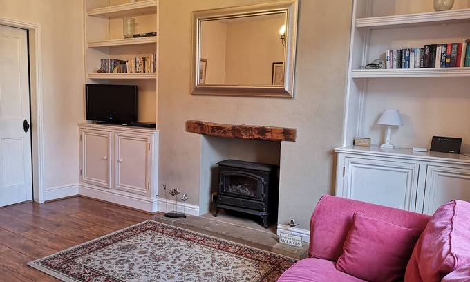 Whitby House | Cottage in the centre of Whitby - beautiful coastal and Abbey views