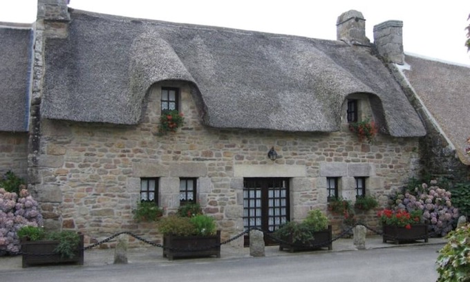 Nevez Cottage | Cottage in the heart of the village of Kerascoët.