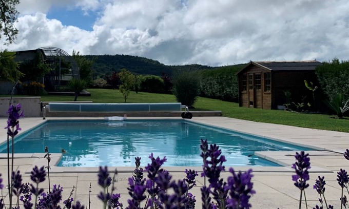 Dompierre-sur-Mont Cottage | COTTAGE LA PERLE DES LACS