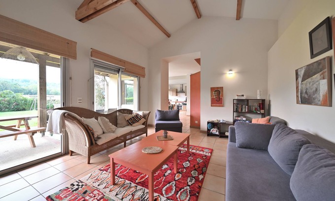 Estadens House | Cottage 'Le Clos Saint-Paul Nature - 8 Pers' with Mountain View and Shared Pool