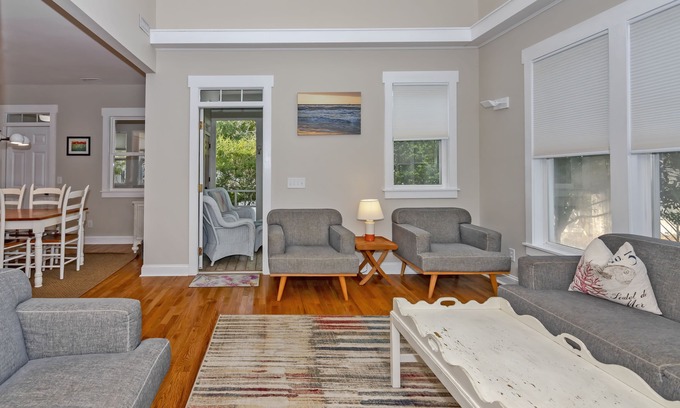 Bald Head Island House | Cottage located in the middle of the island and amenities. Screened in porch and open concept living