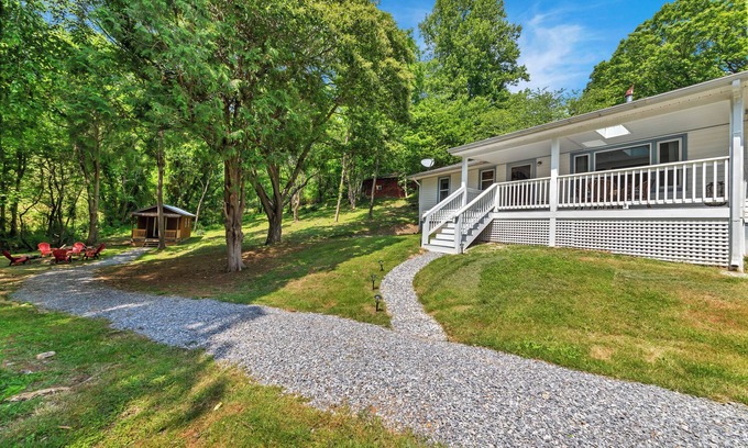 Burnsville Cottage | Cottage near Burnsville with Game House & Firepit