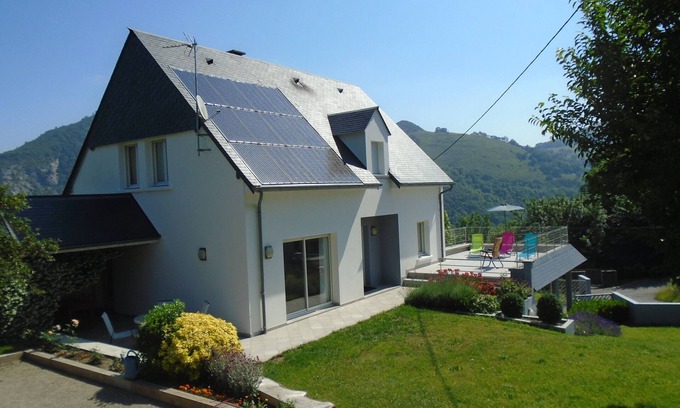 Viger House | Cottage near Lourdes 12 people