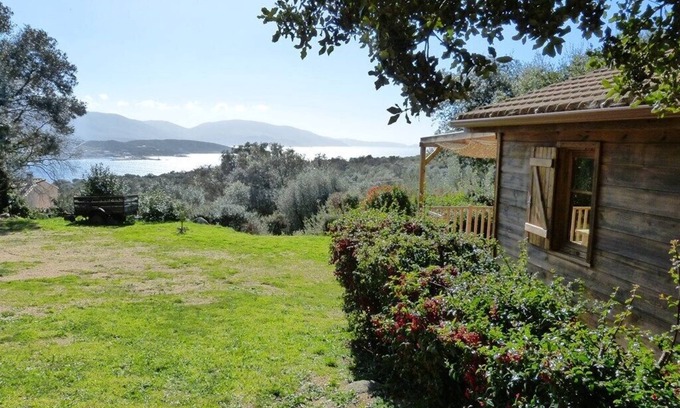 Vetricella Ski Chalet | Cottage of countryside sea view