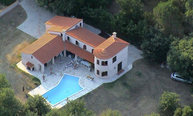 Laroque-des-Alberes House | Cottage on the edge of the Pyrenees, ca 10km from the sea