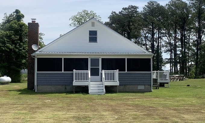 Fishing Creek House | Cottage on the Bay
