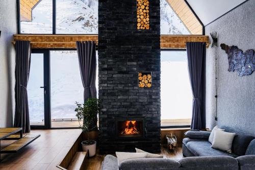 Stepantsminda Ski Chalet | Cottage River Sound