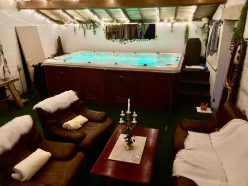 Saint-Ilpize House | Cottage River & Spa