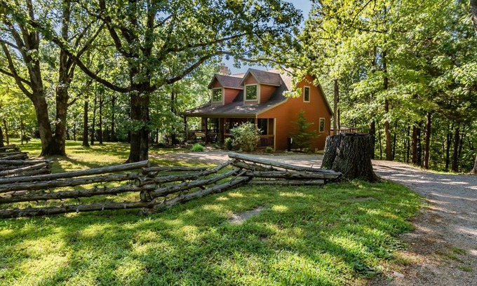 Blue Eye Cottage | Cottage sitting on 40 Acres! Dog Friendly! Pool Table Private Hot Tub, Car Charger