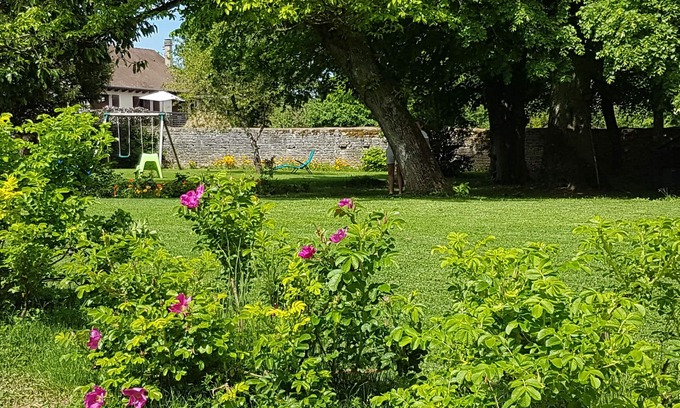 Nolay House | Cottage vineyards of the Hautes Côtes de Beaune, Beaune of 15MN, Wine Route
