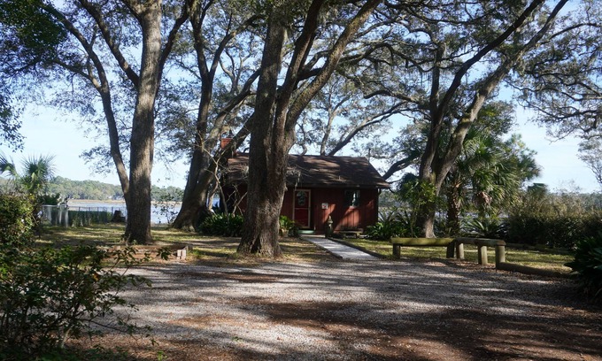 Yulee House | Cottage w/marsh view and dock, 10-15 min to beach
